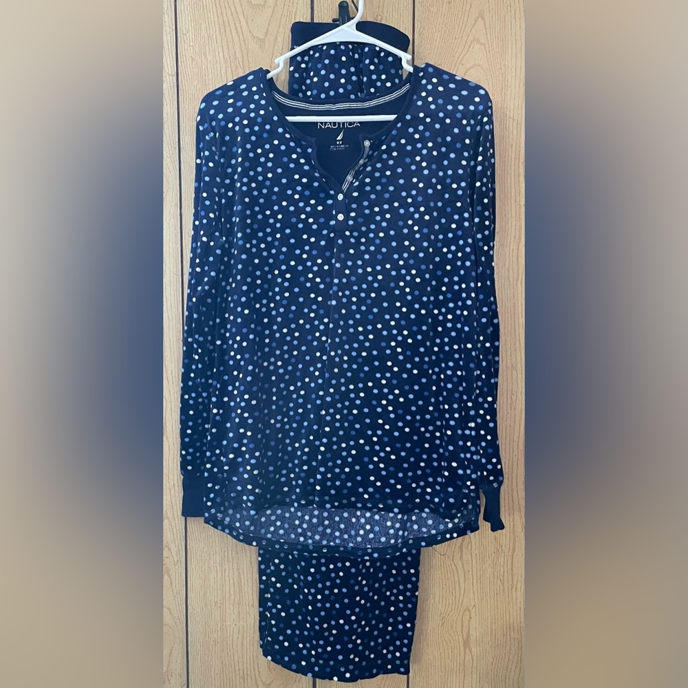 Nautica PJ set size Mediun